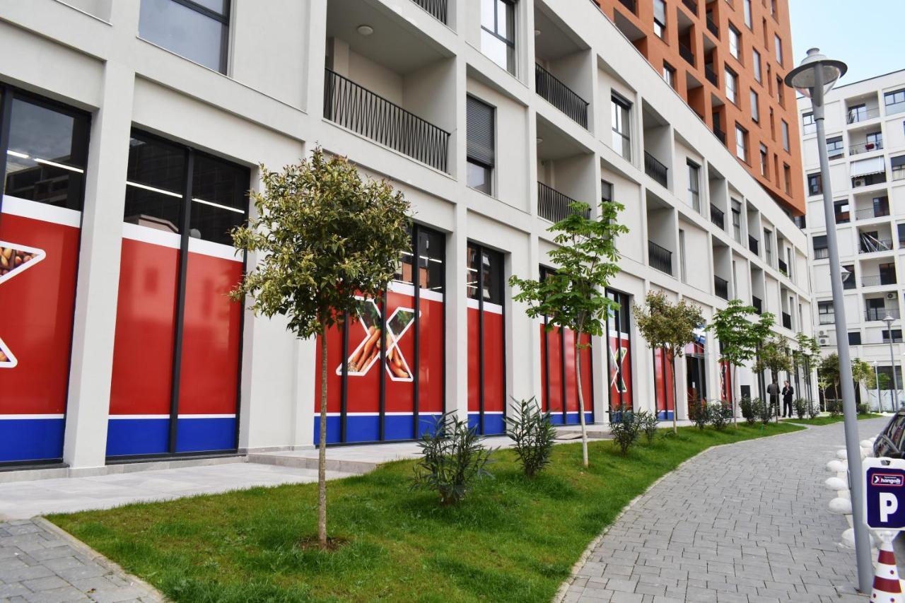 Vibrant Apartment Tirana Bagian luar foto
