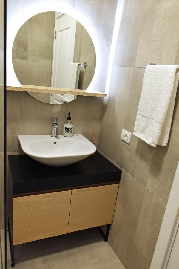 Vibrant Apartment Tirana Bagian luar foto